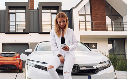 Woman filling out the survey for personal estimate